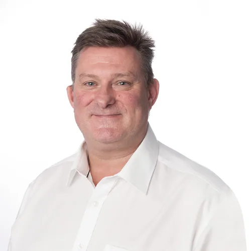 Simon Poulter